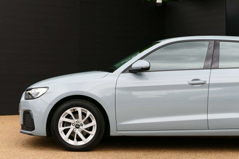 Audi A1 1.0 A1 Sportback 30 TFSI Sport Semi-Auto 5dr 10