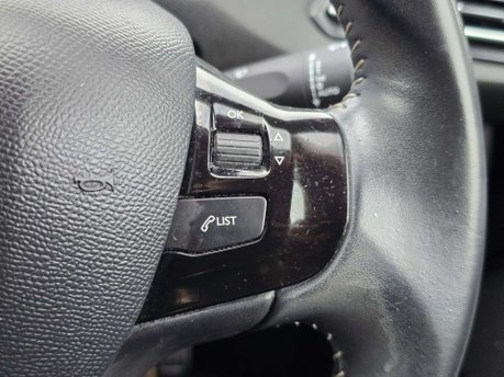 Peugeot 308 1.2 PureTech Allure Hatchback 5dr Petrol EAT Euro 6 (s/s) (130 ps) 47