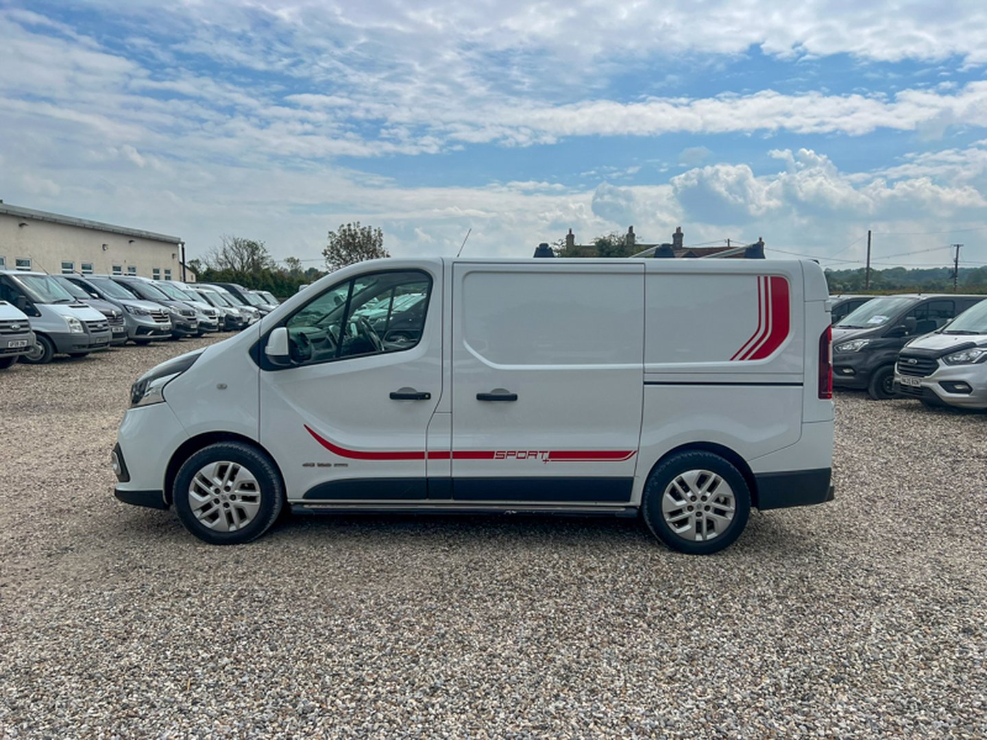 2016 RENAULT TRAFIC