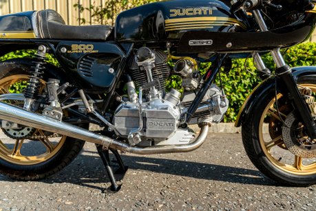 Ducati 900 SS DESMO. EXCELLENT EXAMPLE. NEW GASKETS. UPDATED CARBS. SINGLE & DUAL SEAT 11