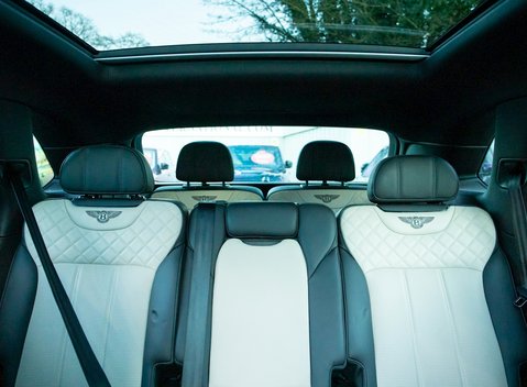 Bentley Bentayga V8 16