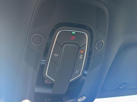 Audi E-Tron QUATTRO S LINE 24