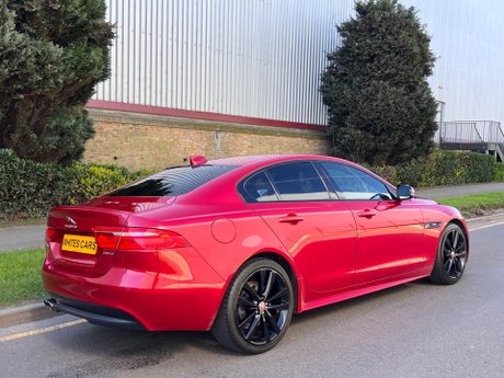 Jaguar XE 2.0d R-Sport Auto Euro 6 (s/s) 4dr 3