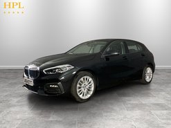 BMW 1 Series 1.5 118i SE (LCP) Hatchback 5dr Petrol DCT Euro 6 (s/s) (136 ps) Half Leath