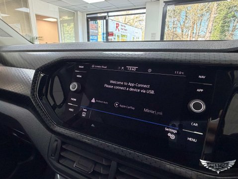 Volkswagen T-Cross 1.0 TSI SEL Euro 6 (s/s) 5dr 28