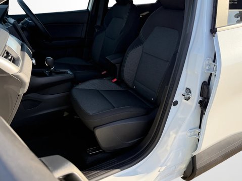 Renault Captur 1.6 E-Tech full hybrid 145 Evolution 5dr Auto 20