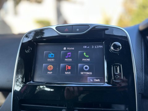 Renault Clio DYNAMIQUE S NAV TCE 23