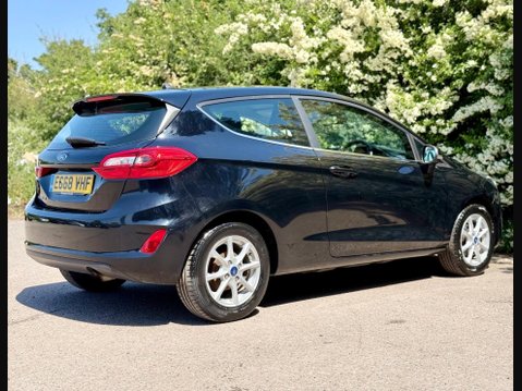 Ford Fiesta 1.1 Ti-VCT Zetec Euro 6 (s/s) 3dr 8