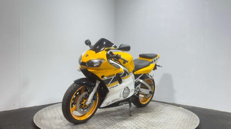 Yamaha R6 YZF 2003 5MT CARBED SPORTS BIKE ONLY 17K RUNNING PROJECT BIKE 5