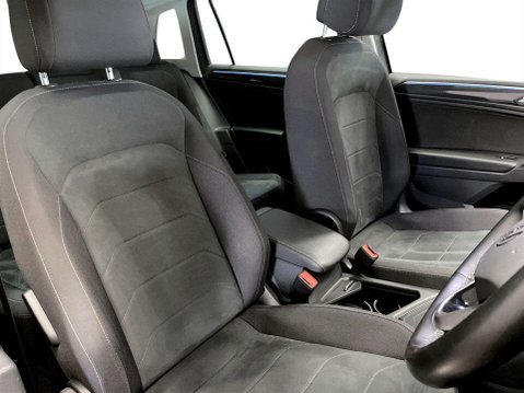 Volkswagen Tiguan 1.5 TSI Elegance SUV 5dr Petrol DSG Euro 6 (s/s) (150 ps) Air Con - Alloys 11