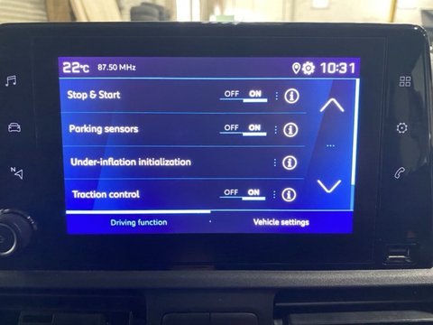 Peugeot Partner BLUEHDI PROFESSIONAL PREMIUM PLUS L1 17