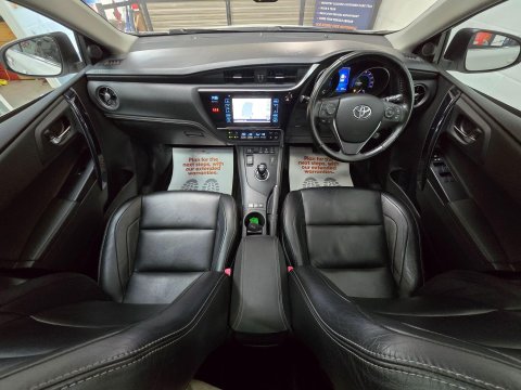 Toyota Auris 1.8 VVT-h Excel Touring Sports CVT Euro 6 (s/s) 5dr 22