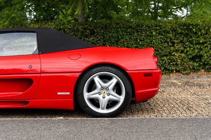 Ferrari F355 F1 Spider 23