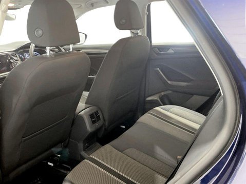 Volkswagen T-Roc 1.5 TSI GPF EVO SE SUV 5dr Petrol Manual Euro 6 (s/s) (150 ps) Air Con - Al 40
