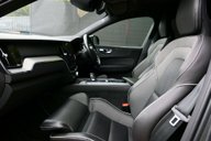 Volvo XC60 2.0 XC60 R-Design B5 MHEV AWD Auto 4WD 5dr 38