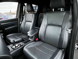 Toyota Hilux 2.8 HI-Luxury Invincible X D-4D 4WD Double Cab Auto 4WD 5dr 59
