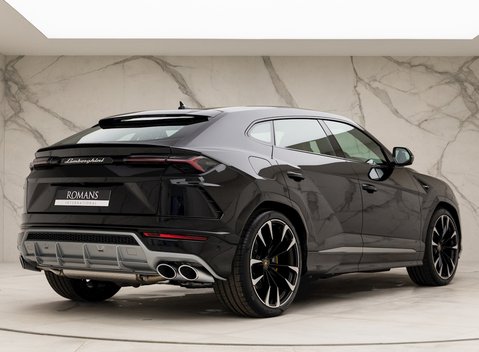 Lamborghini Urus 7