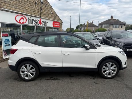 SEAT Arona TSI SE TECHNOLOGY 8