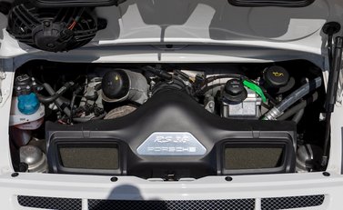 Porsche 911 GT3 RS (997.2) 34