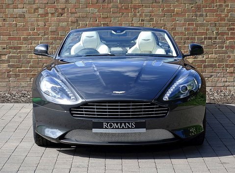 Aston Martin DB9 Volante 4