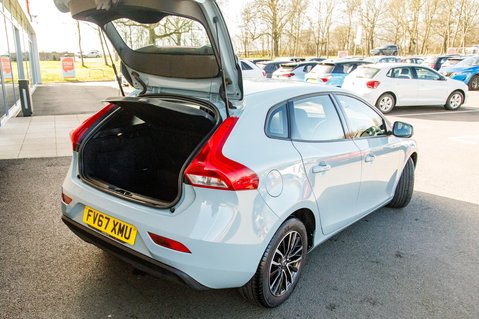 Volvo V40 T2 MOMENTUM 34
