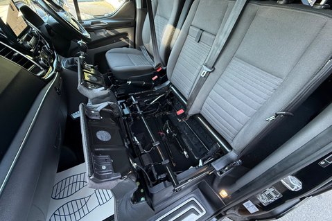 Ford Tourneo Custom 310 TITANIUM L1 - WAV - WHEELCHAIR ACCESSIBLE - LOW MILEAGE - NEW CLUTCH 29