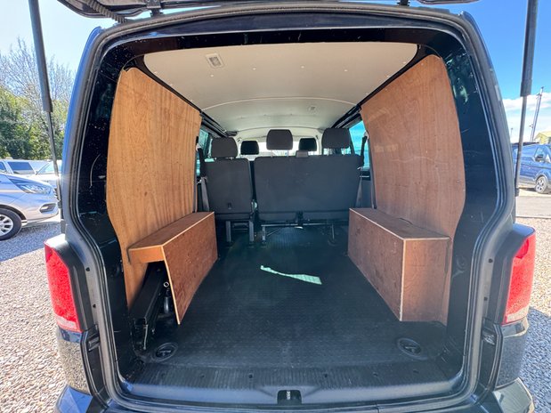 Volkswagen Transporter Crew Cab SWB L1H1 Highline T32 Air Con Alloys Sensors Tow Bar EURO 6 10