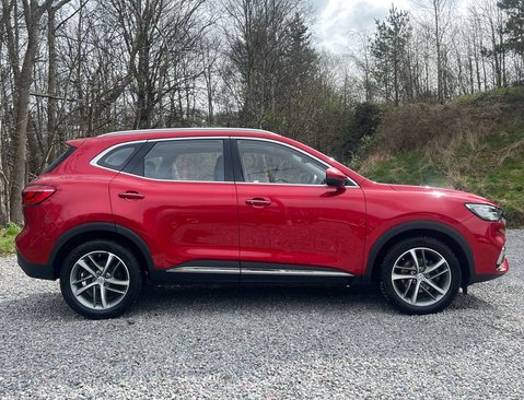 MG HS 1.5 MG HS Exclusive Semi-Auto 5dr 3