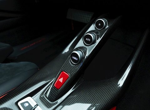 Ferrari 812 Superfast 19