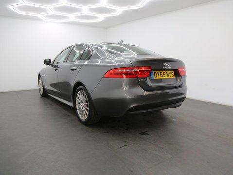 Jaguar XE 2.0d R-Sport Auto Euro 6 (s/s) 4dr 7