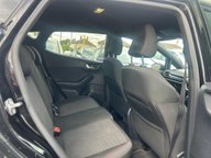 Ford Fiesta ST-LINE EDITION 13