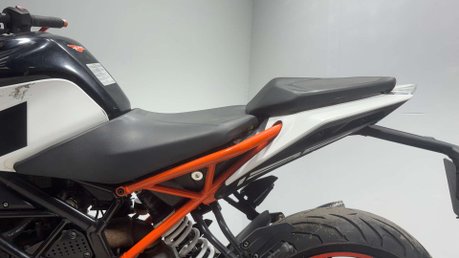 KTM Duke 2019 24k SPARE OR REPAIR PROJECT BIKE NAKED 125CC LEARNER BIKE 13