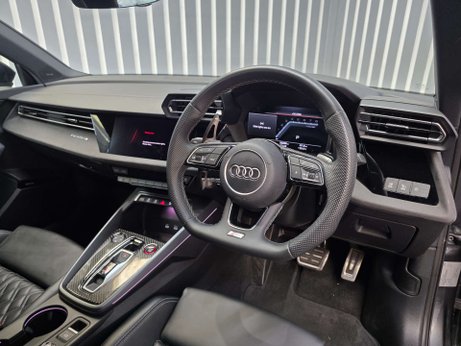 Audi S3 2.0 TFSI Black Edition Sportback 5dr Petrol S Tronic quattro Euro 6 (s/s) ( 40