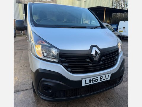 Renault Trafic 1.6 dCi 27 Business Panel Van 5dr Diesel Manual SWB Standard Roof Euro 6 (9 5