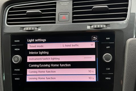 Volkswagen Golf MATCH EDITION TSI EVO - CAMERA - APPLE CAR PLAY -HEATED WINDSCREEN  49