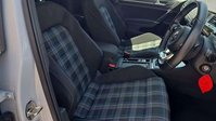 Volkswagen Golf 1.4 TSI 8.7kWh GTE Advance Hatchback 5dr Petrol Plug-in Hybrid DSG Euro 6 ( 5