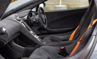McLaren 675LT 17