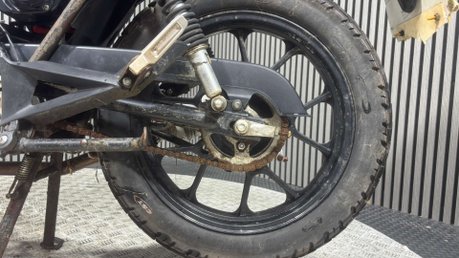 Lexmoto Assault 2016 SPARES OR REPAIR 125CC NAKED SCRAMBLER BIKE 9