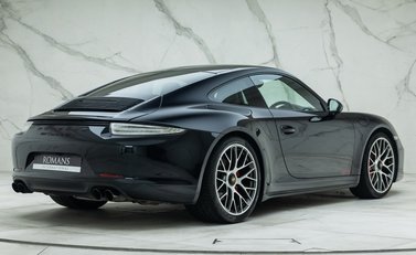 Porsche 911 Carrera GTS (991) 5