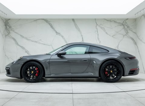 Porsche 911 Carrera 4S 2