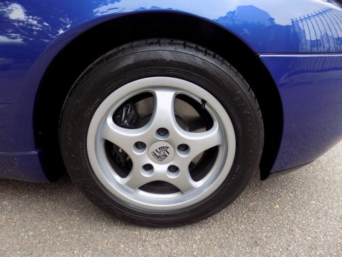 Porsche 968 COUPE 65