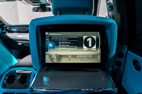 Rolls-Royce Ghost V12 BLACK BADGE. FULL PPF. HUD. STARLIGHT HEADLINER. H, C & M SEATS 38