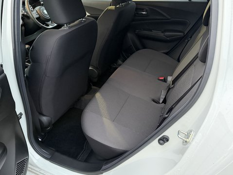 Suzuki Swift 1.2 Mild Hybrid Ultra 5dr CVT 37