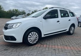 Dacia Logan ESSENTIAL 1.0 TCE ESTATE 17