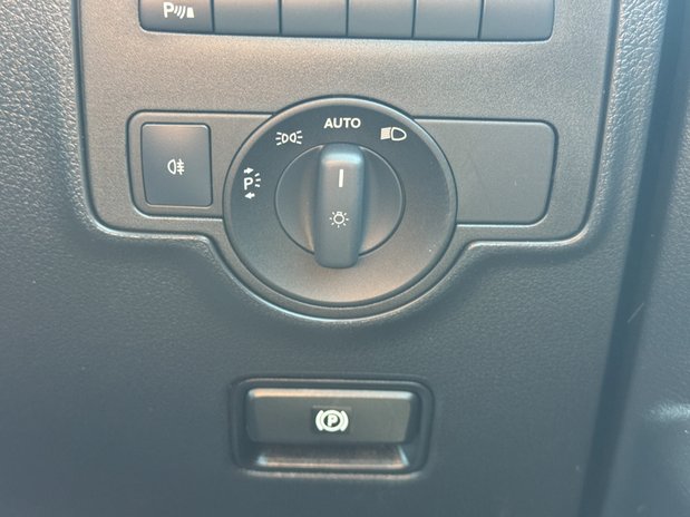 Mercedes-Benz Vito Crew Cab AUTO LWB L2H1 Sport 119 Camera Nav Sensors EURO 6 25
