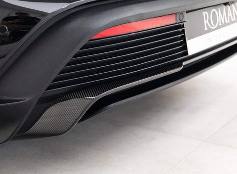 Porsche Taycan TURBO S 93KWH 32