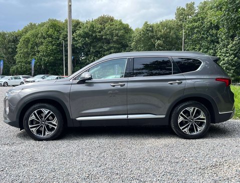 Hyundai SANTA FE 2.2 Santa Fe Premium SE CRDi Auto 4WD 5dr 10