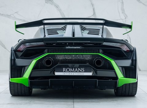 Lamborghini Huracan STO 5