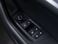 Volkswagen Touareg 3.0 Touareg V6 Black Edition TDI Auto 4WD 5dr 16