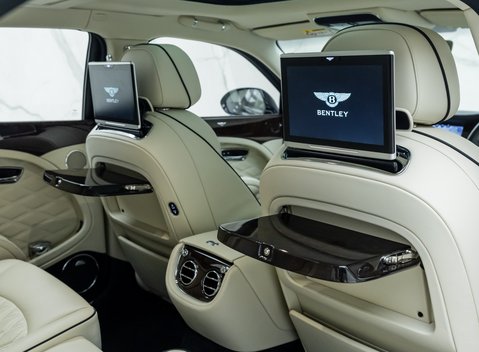 Bentley Mulsanne V8 SPEED 21